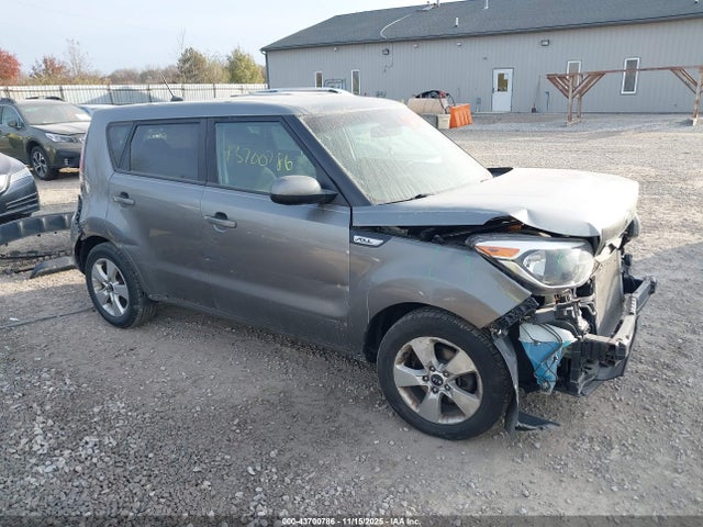 Salvage Kia Soul Image