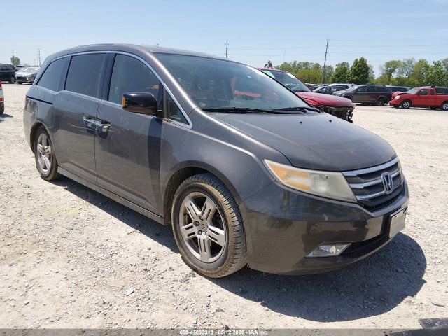 Salvage Honda Odyssey Image