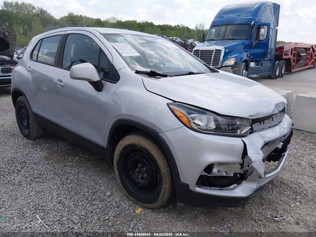 Salvage Chevrolet Trax Image