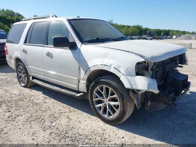 Salvage Ford Expedition Image
