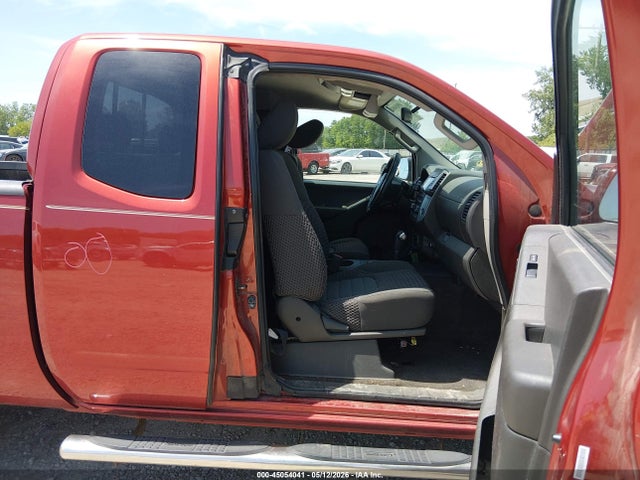 Nissan Frontier Sv
