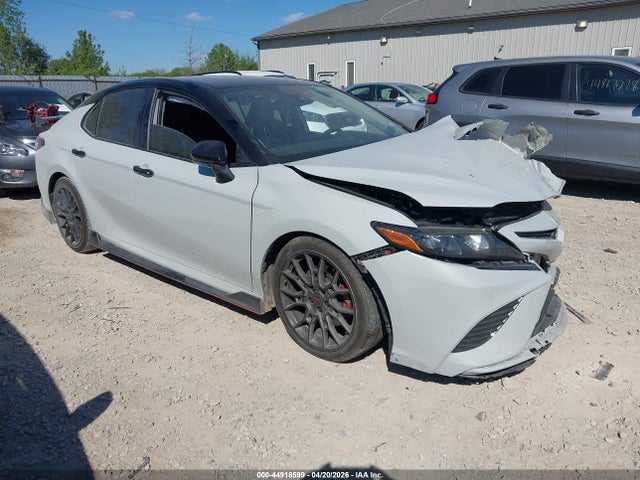Salvage Toyota Camry Image