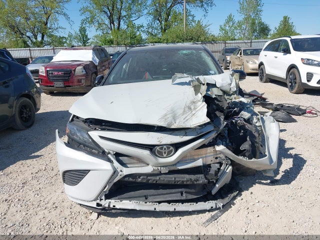 Toyota Camry Trd