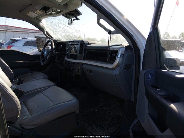Ford F-250 Xl