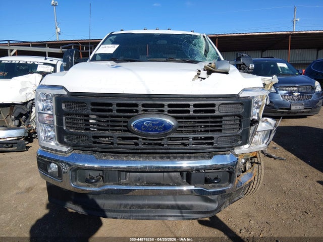 Ford F-250 Xl