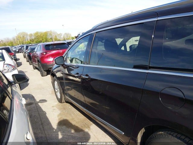 Chrysler Pacifica Touring L