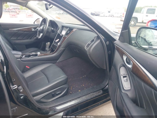 INFINITI Q50 3.0t Luxe