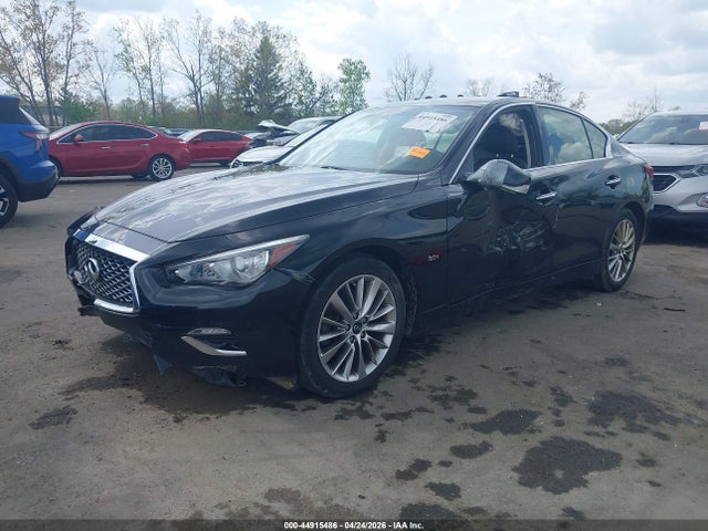 INFINITI Q50 3.0t Luxe