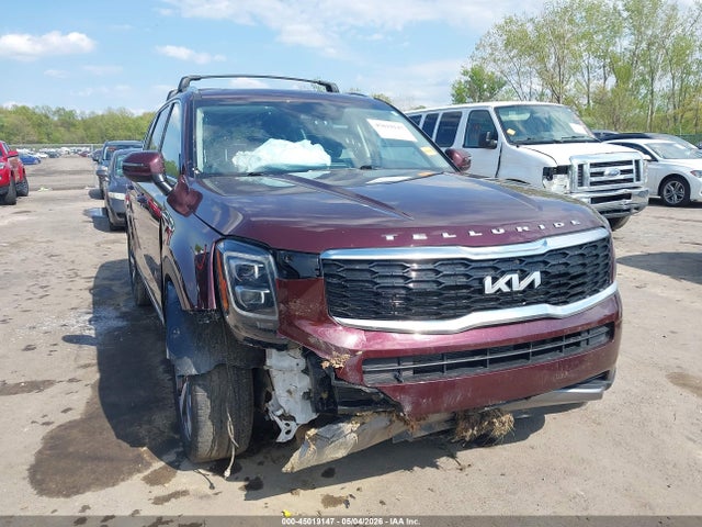 Salvage Kia Telluride Image
