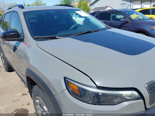 Jeep Cherokee Trailhawk 4x4