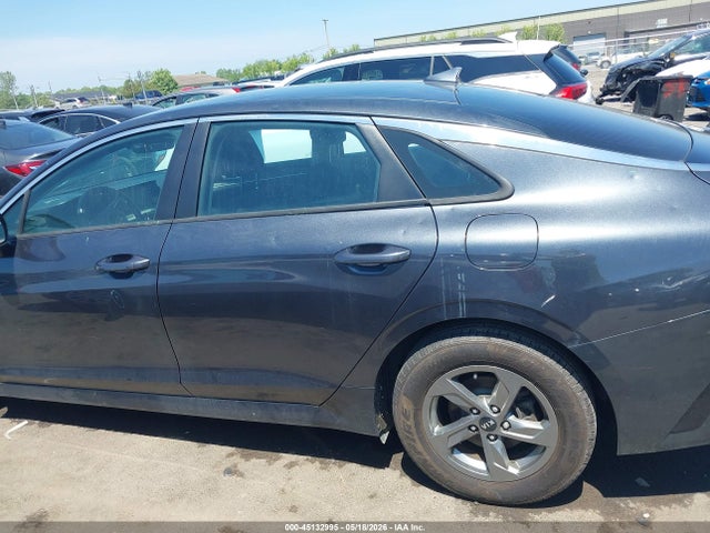 Kia K5 Lxs