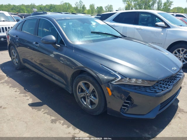 Salvage Kia K5 Image