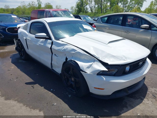 Salvage Ford Mustang Image