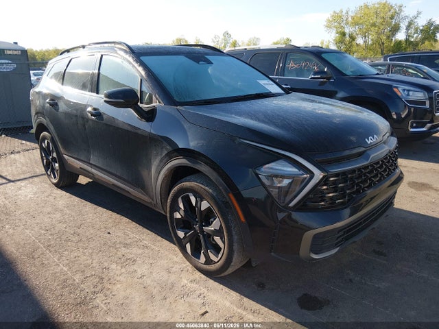Salvage Kia Sportage Image