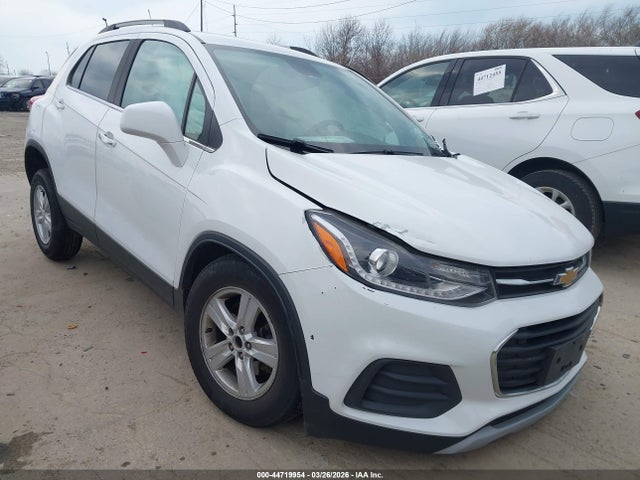 Salvage Chevrolet Trax Image