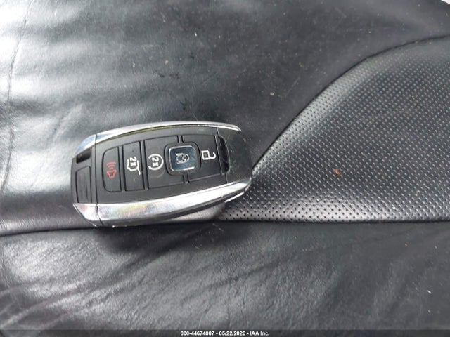 Lincoln MKC Select