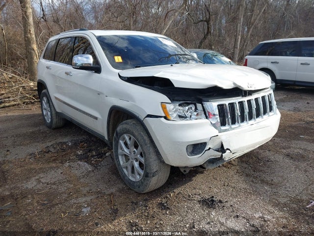 Salvage Jeep Grand Cherokee Image