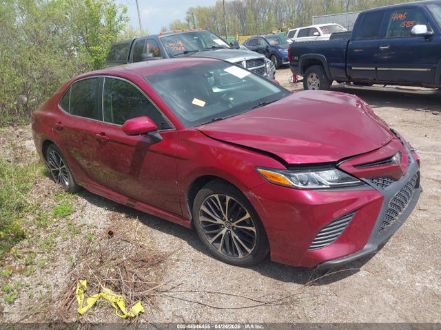Salvage Toyota Camry Image