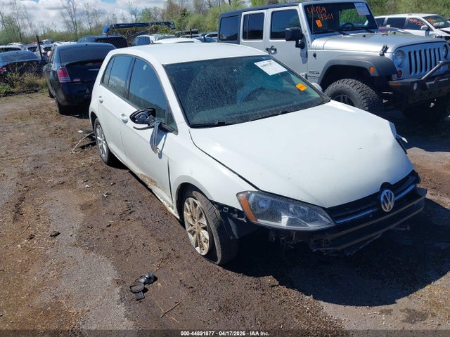 Salvage Volkswagen Golf Image