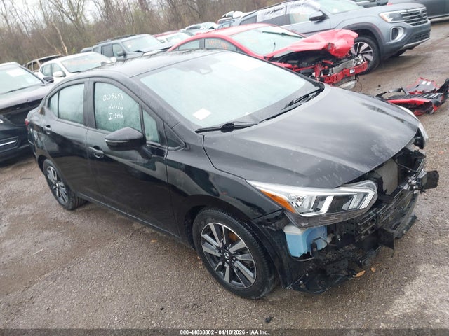 Salvage Nissan Versa Image