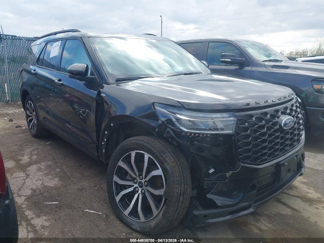 Salvage Ford Explorer Image