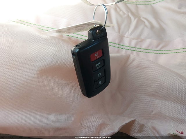 Toyota Camry Xle