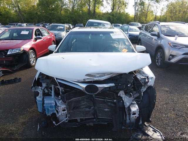 Toyota Camry Xle
