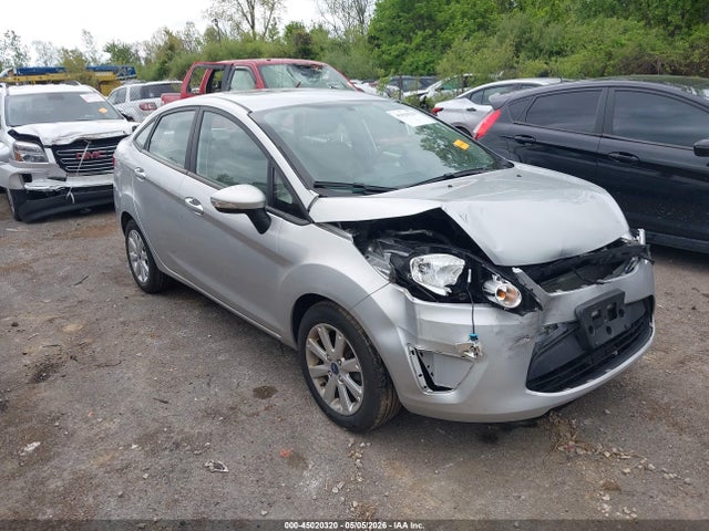 Salvage Ford Fiesta Image