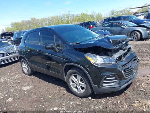 Salvage Chevrolet Trax Image