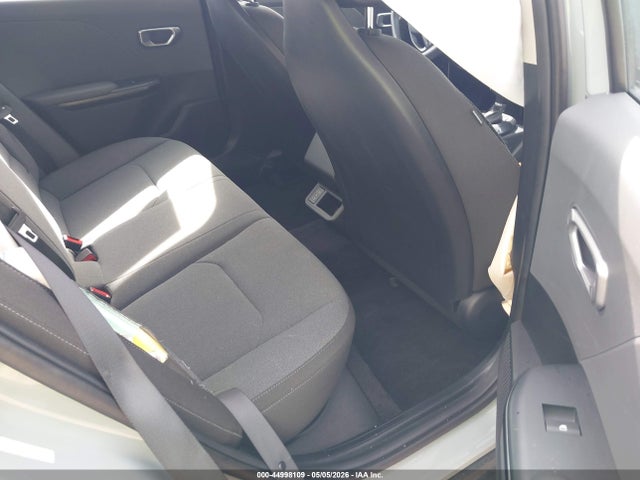 Kia K4 Lxs