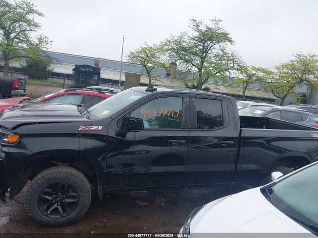 Chevrolet Silverado 1500 4wd  Standard Bed Custom Trail Boss