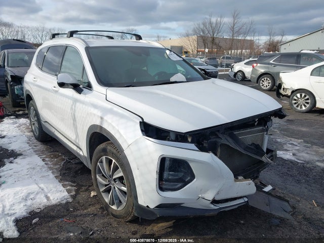 Salvage Hyundai SANTA FE Image