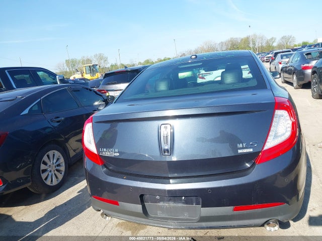 Lincoln MKS