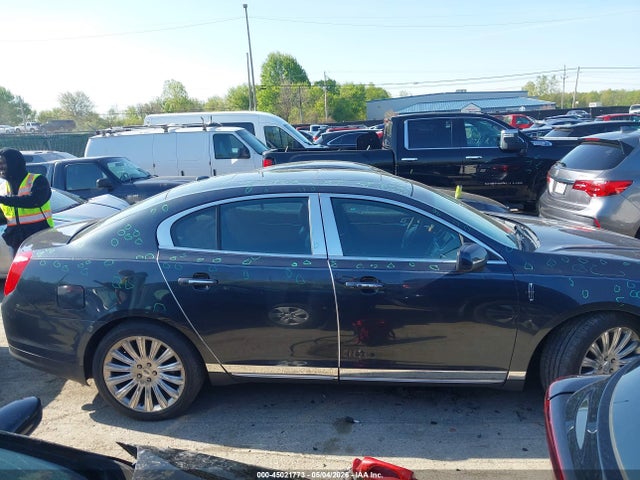Lincoln MKS