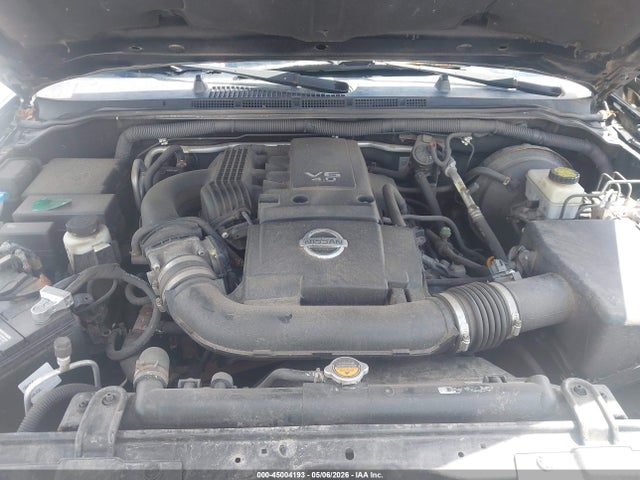 Nissan Pathfinder Sv