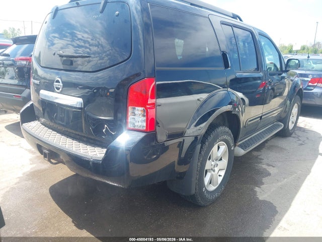 Nissan Pathfinder Sv