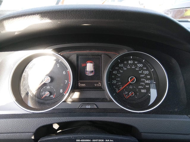 Volkswagen Golf 2.0t Se 4-door