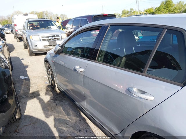 Volkswagen Golf 2.0t Se 4-door