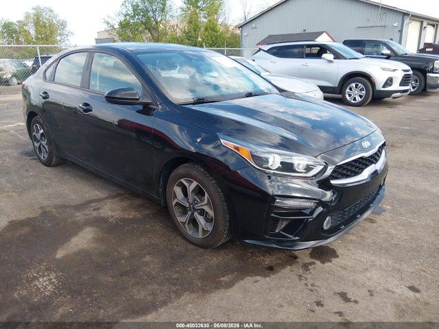 Salvage Kia Forte Image