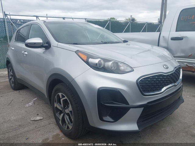 Salvage Kia Sportage Image