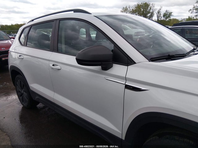 Volkswagen Taos 1.5t S