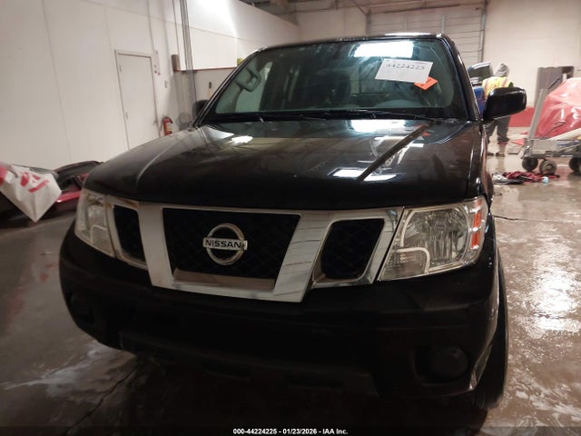 Nissan Frontier Sv 4x4