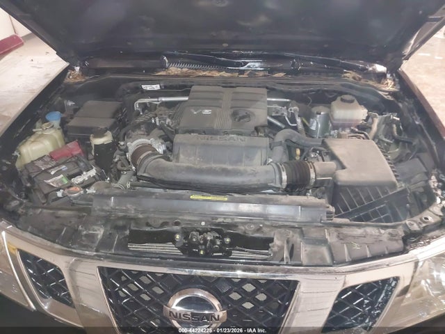 Nissan Frontier Sv 4x4