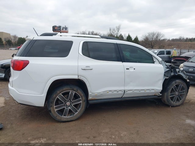 GMC Acadia Denali
