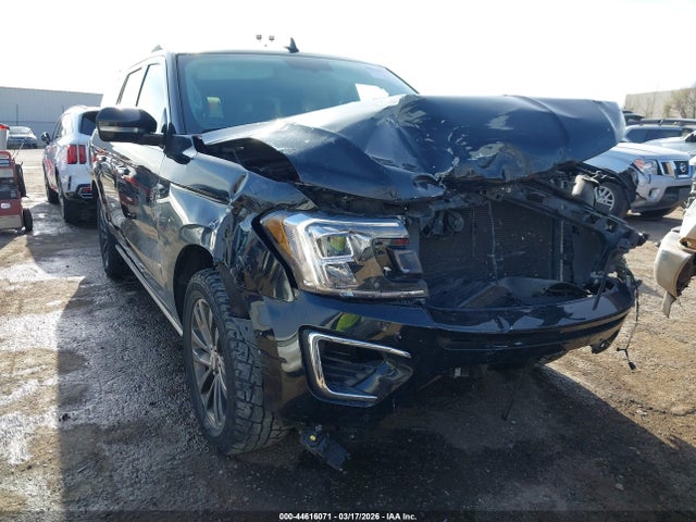 Salvage Ford Expedition Image