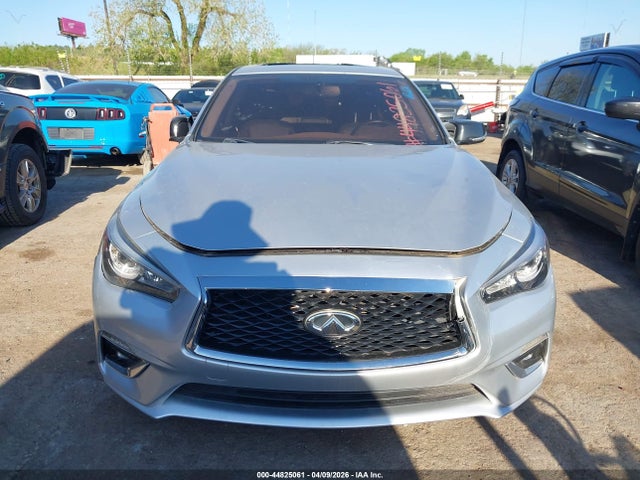 INFINITI Q50 3.0t Luxe