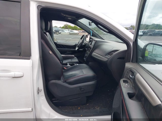 Dodge Grand Caravan