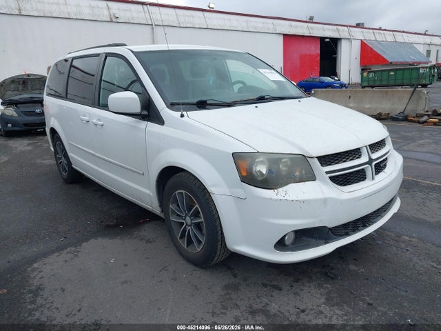 Salvage Dodge Grand Caravan Image