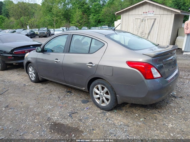 Nissan Versa 1.6 Sl