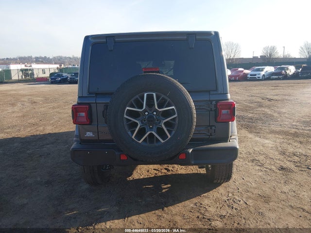 Jeep Wrangler Sahara 4x4